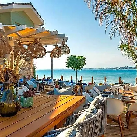 Carpe Diem Boutique - Adults Only Hotel Side