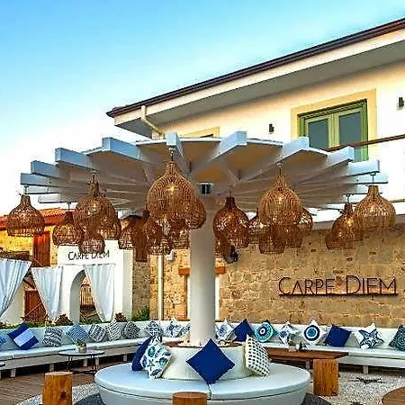 Carpe Diem Boutique - Adults Only Hotel Side