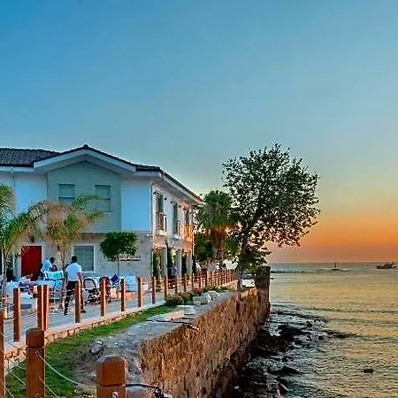Carpe Diem Boutique - Adults Only Hotel Side