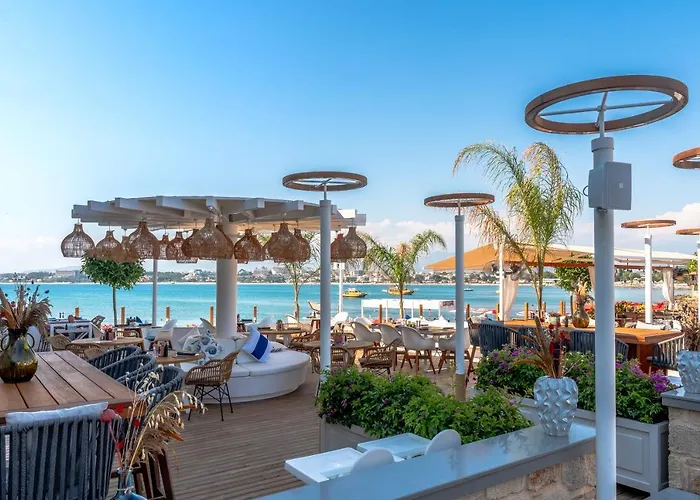 Carpe Diem Boutique - Adults Only Hotel Side