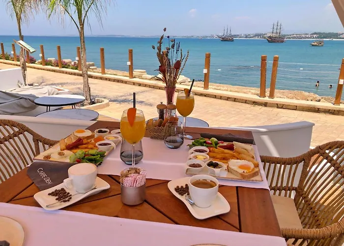 Carpe Diem Boutique - Adults Only Сіде