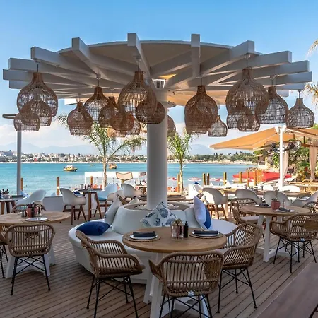 Carpe Diem Boutique - Adults Only Hotel Side