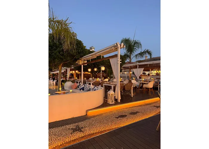 Carpe Diem Boutique - Adults Only Hotel Side